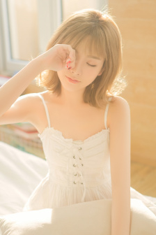 小茹和小黄狗